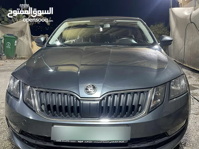 سكودا اوكتافيا 2019