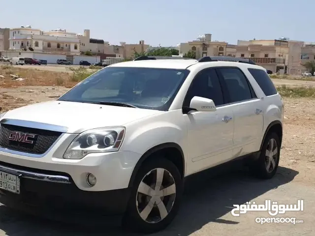 جمس اكاديا 2012 للبدل بسيارة صغيرة
