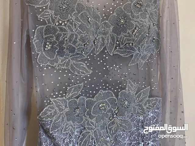 فستان سهرة قياس 44