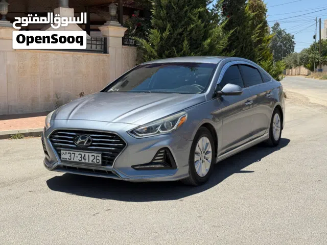 2016 هيونداي سوناتا Standard