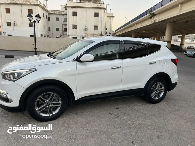 Used Hyundai Santa Fe in Tripoli