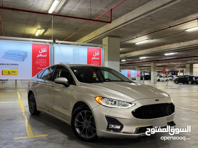 فورد فيوجن SE 2019، فل كامل، بحاله ممتازه، مميزه، قابله للبدل. بسعر مغري جدا