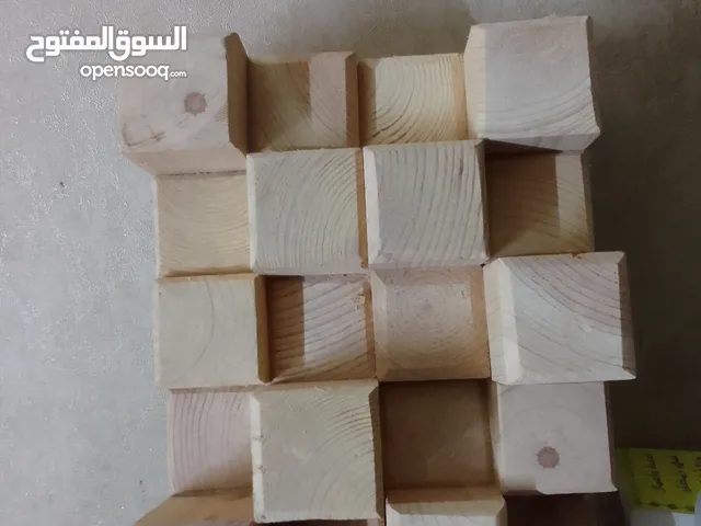 مجسم خشبي على شكل مكعبات لعزل الصوت