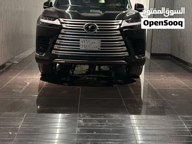 2025 لكزس LX LX 600