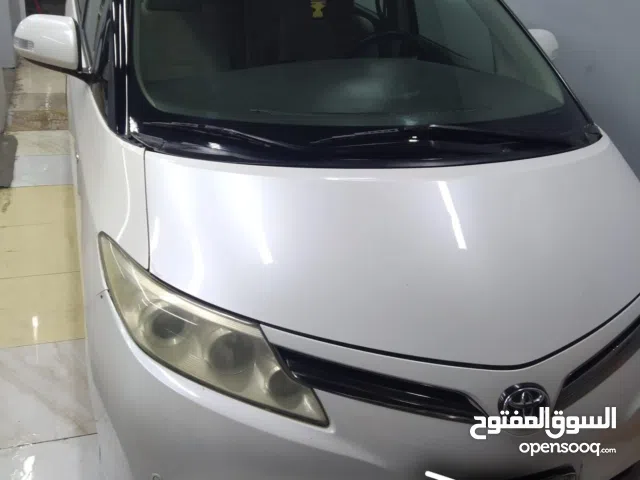 تويوتا بريفيا 2010