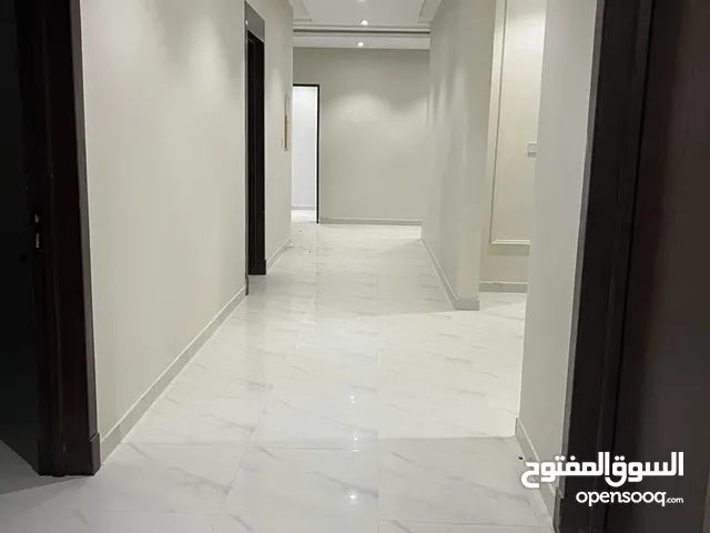 185 m2 5 Bedrooms Apartments for Rent in Al Riyadh Tuwaiq