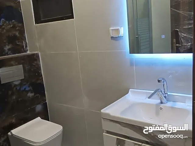 175m2 3 Bedrooms Apartments for Sale in Amman Medina Street