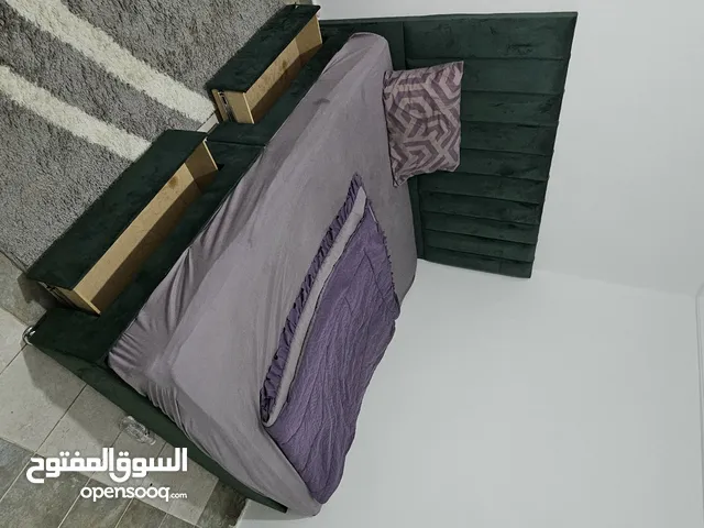 5*6  dark green  velvet bed and mattress