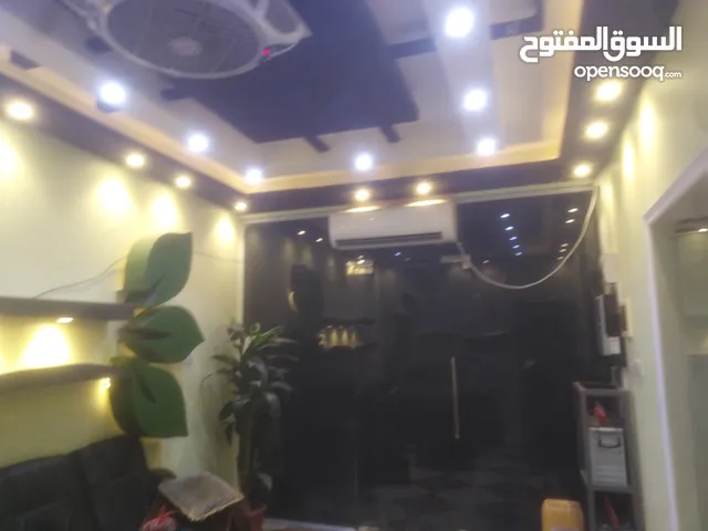 محلات  للإيجار في عدن المنصورة شارع كالتكس