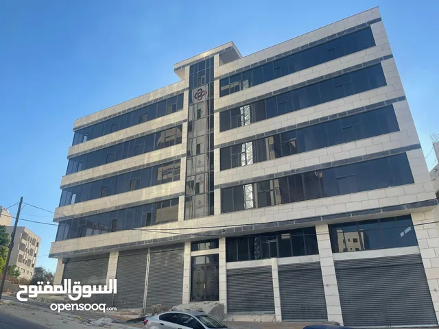 مكتب للبيع بمنطقة حيوية