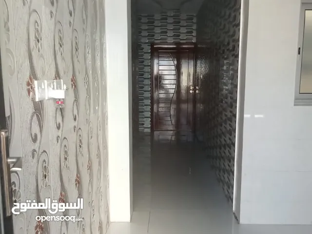96 m2 2 Bedrooms Apartments for Rent in Al Hofuf Almuruj Al Shimali