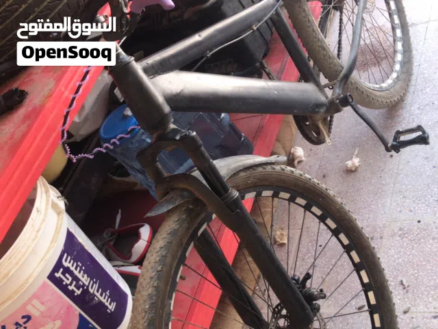 سيكل ترفيع اموره طيبه مافي شي للبيع10ريال من الاخر مانقص او للبدل مع سيكل تخميس