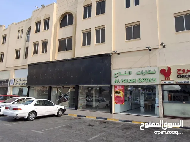 للأيجار محلات تجارية بالغرافه تصلح جميع الأنشطه داخل سوق تجاري ممتاز المساحات كبيرة وصغيرة - متوفر