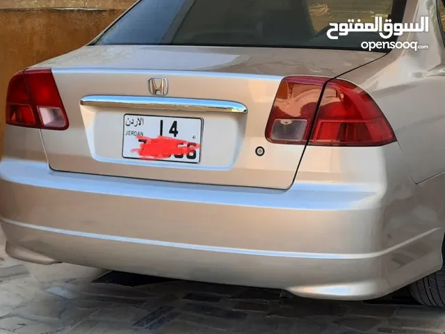 أضوية خلفية هوندا سيفيك بركبو من 2001ل2005 بحالة الوكالة تمامآ