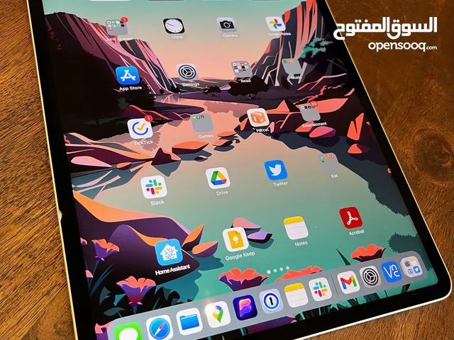Apple iPad 2 TB in Hawally