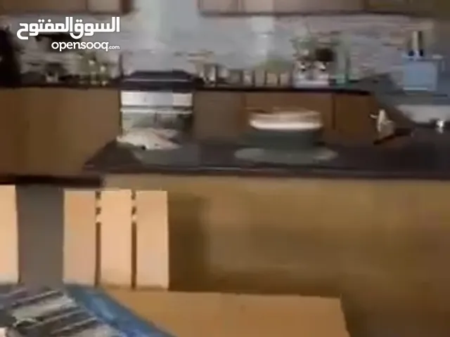 150 m2 3 Bedrooms Apartments for Sale in Ramallah and Al-Bireh Ein Musbah