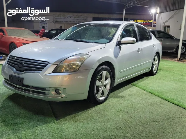 Nissan Altima Standard in Ajman