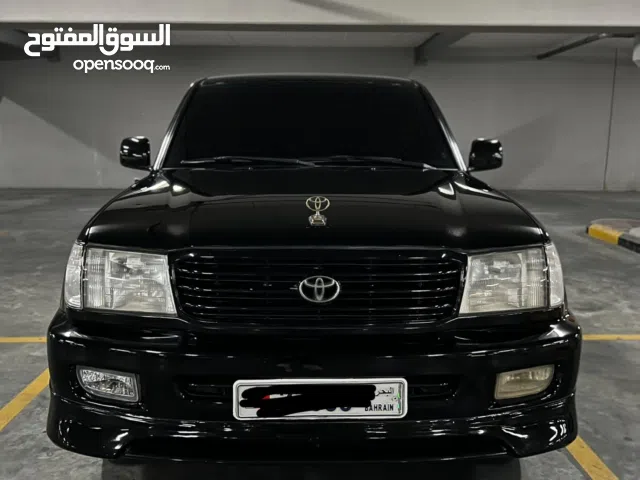 Used Toyota Land Cruiser in Northern Governorate