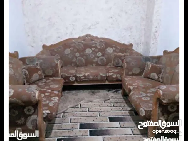 طقم كنب زان 7 مقاعد خشب زان اسفنج بحالة ممتازة