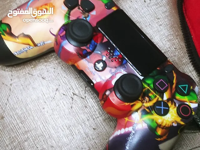 يد تحكم بلايستيشن 4 مستعمل جديد بسعر 8 ألف فقط اخر قطعه موجوده لم يستعمل إلا 3 ايام فقط