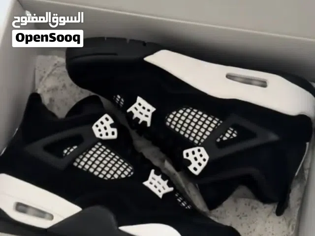 للبيع: جوردن 4 وايت ثندر - White thunder - اصلي  المقاس: 42.5 (US 9) الجوتي اصلي 100%