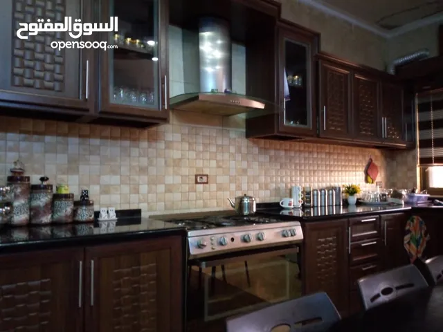 290 m2 3 Bedrooms Villa for Sale in Zarqa Al Zarqa Al Jadeedeh