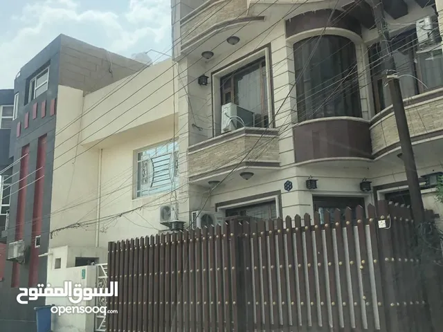 100 m2 5 Bedrooms Townhouse for Sale in Baghdad Karadah