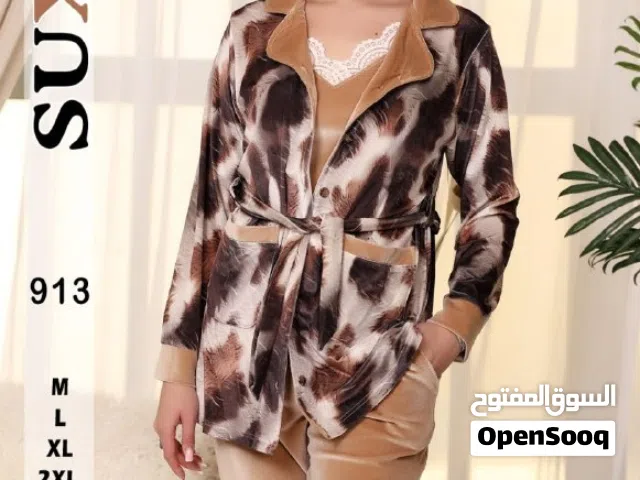 طقم حريمى قطعتين