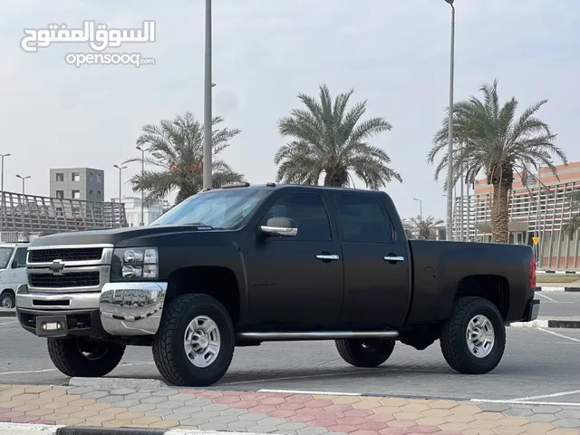 للبيع وانيت سلفرادو HD2500 غمارتين دبل قير