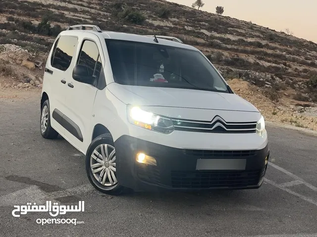 ستروين بيرلنجو 2022 للبيع