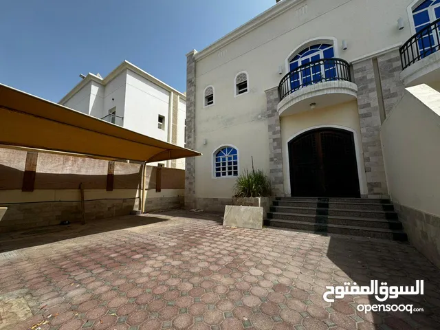 LUXURY VILLA IN NORTH MWALEH NEAR TO ALMOUJ