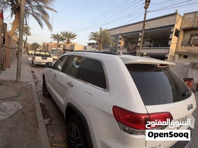 2019 جيب جراند شيروكى Limited