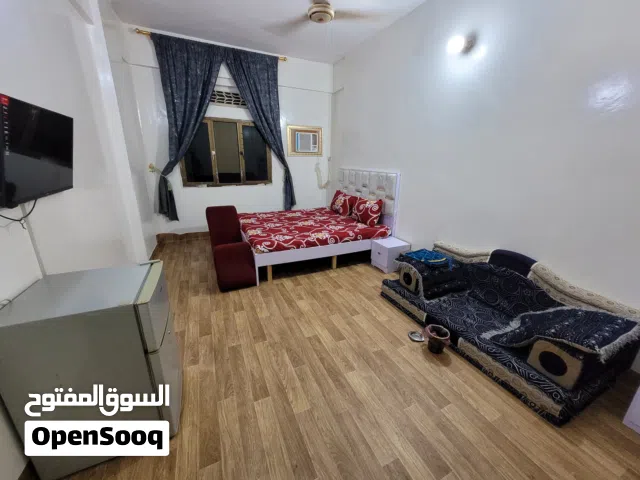 150 m2 2 Bedrooms Apartments for Rent in Al Hudaydah Al Hudaydah Port