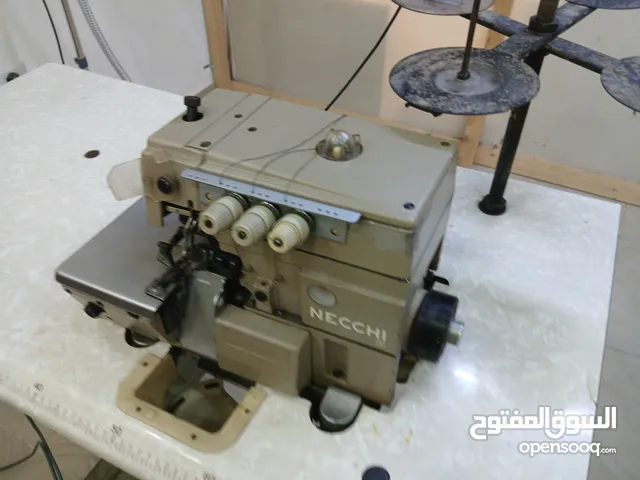 مكينة خياطة اوفر إيطالية الصنع