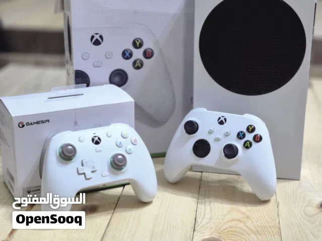 اكس بوكس سيريز اس (Xbox Series S) نظيف جداً جميع الملحقات موجوده