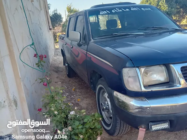 نيسان الشبح