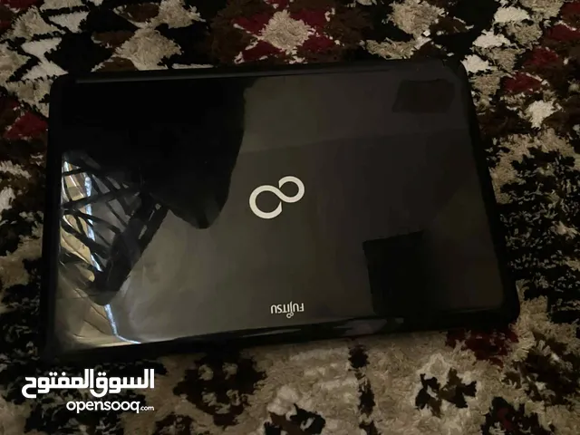 لابتوب فوجيتوس بحاله الوكاله