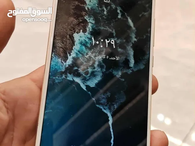 MI A2 بسعر ممتاز 250