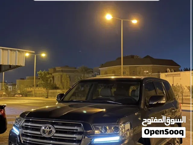 Used Toyota Land Cruiser in Southern Governorate