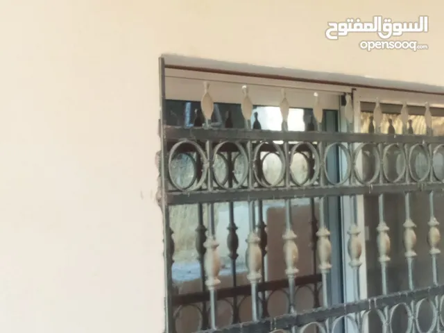 250 m2 1 Bedroom Townhouse for Sale in Irbid Al Balad