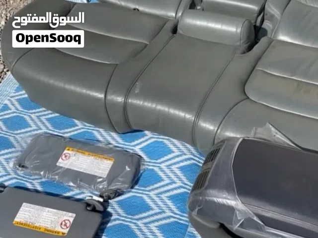 اللبيع داخليه لكزس  الكامل موجوده لون سلفر عق سعرك وشلها
