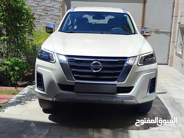 سيارة للبيع نيسان اكستيرا فئة تيتانيوم بحالة ممتازة بدون حادث خليجية مكفولة على البلاد