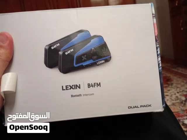 جهاز LEXIN B4FM للاتصال بين الدراجين عبر البلوتوث، صوت واضح وبطارية قوية مثالي لرحلات الدراجات.