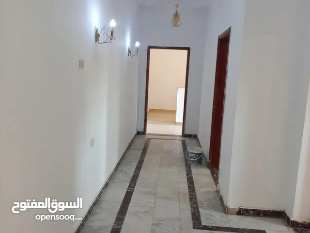 شقة للإيجار في صلاح الدين بجانب عيادة الامومة