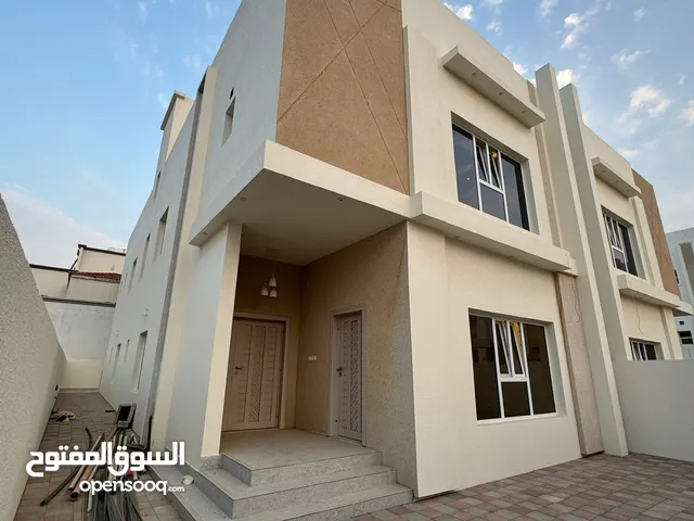 368 m2 5 Bedrooms Villa for Sale in Muscat Al Maabilah