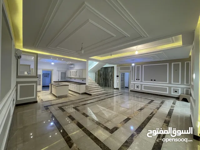 950m2 More than 6 bedrooms Villa for Sale in Tripoli Hay Demsheq