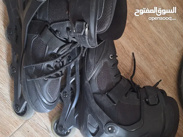 اسكيت oxelo وارد من الخارج لم يستخدم مقاس 43