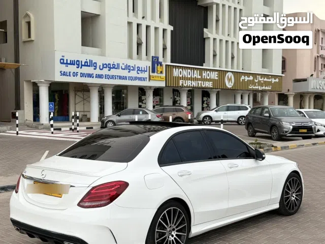 ميرسيدس C300 2018 للبيع بحالة ممتازة سرفس كامل تم تغير كولرات اويل جير وفلتر