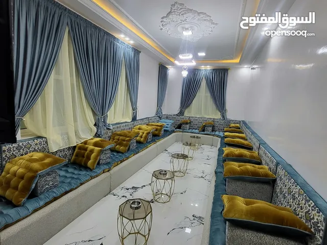 شقق مفروشة للإيجار في أرقى أحياء صنعاء حده المدينة وبيت بوس وشارع الخمسين والاصبحي وبمختلف المساحات