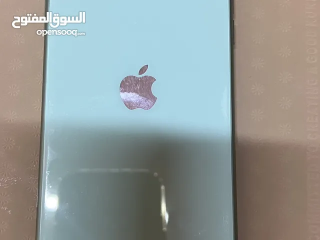 iPhone 11 بحالة ممتازة